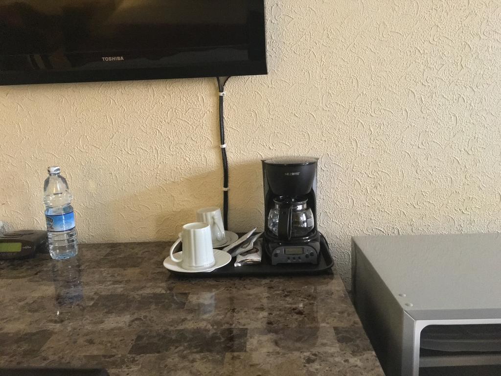 Executive Airport Hotel Entebbe Zewnętrze zdjęcie