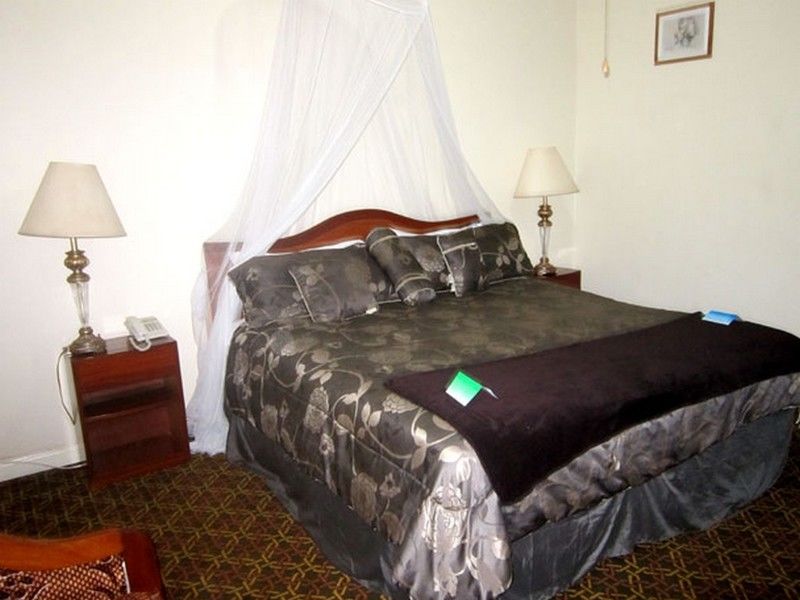 Executive Airport Hotel Entebbe Zewnętrze zdjęcie