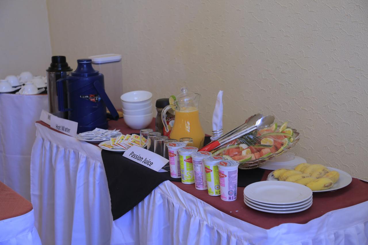 Executive Airport Hotel Entebbe Zewnętrze zdjęcie