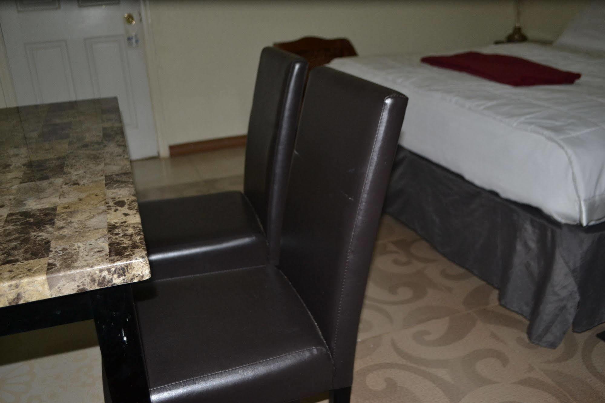 Executive Airport Hotel Entebbe Zewnętrze zdjęcie