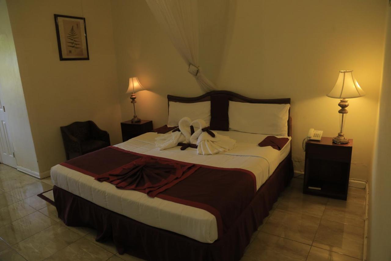 Executive Airport Hotel Entebbe Zewnętrze zdjęcie